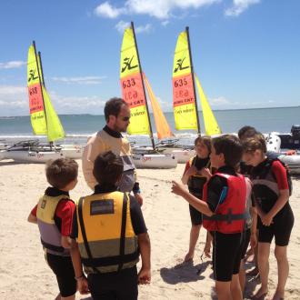 club-de-plage-voile-les-korrigans-la-baule-enfants-vacances